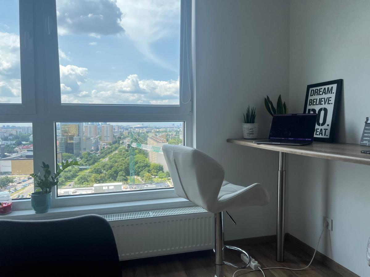 Apartament Skyscrapper Z Widokiem Na Panorame Warszawy Varşova Dış mekan fotoğraf